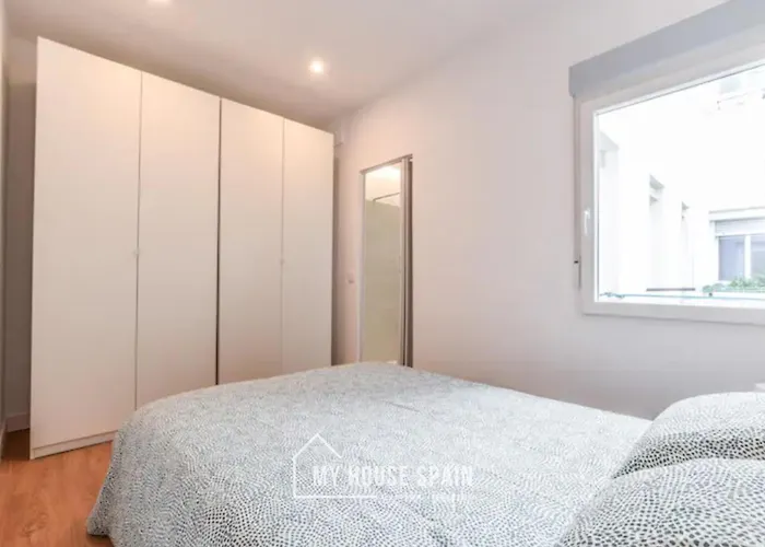 Myhousespain - Moderno Piso En Embajadores